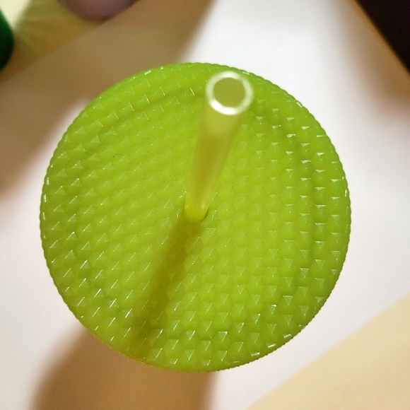 Limited Halloween edition GLOW IN THE DARK! Starbucks Grandé Tumbler - Picture 7 of 9